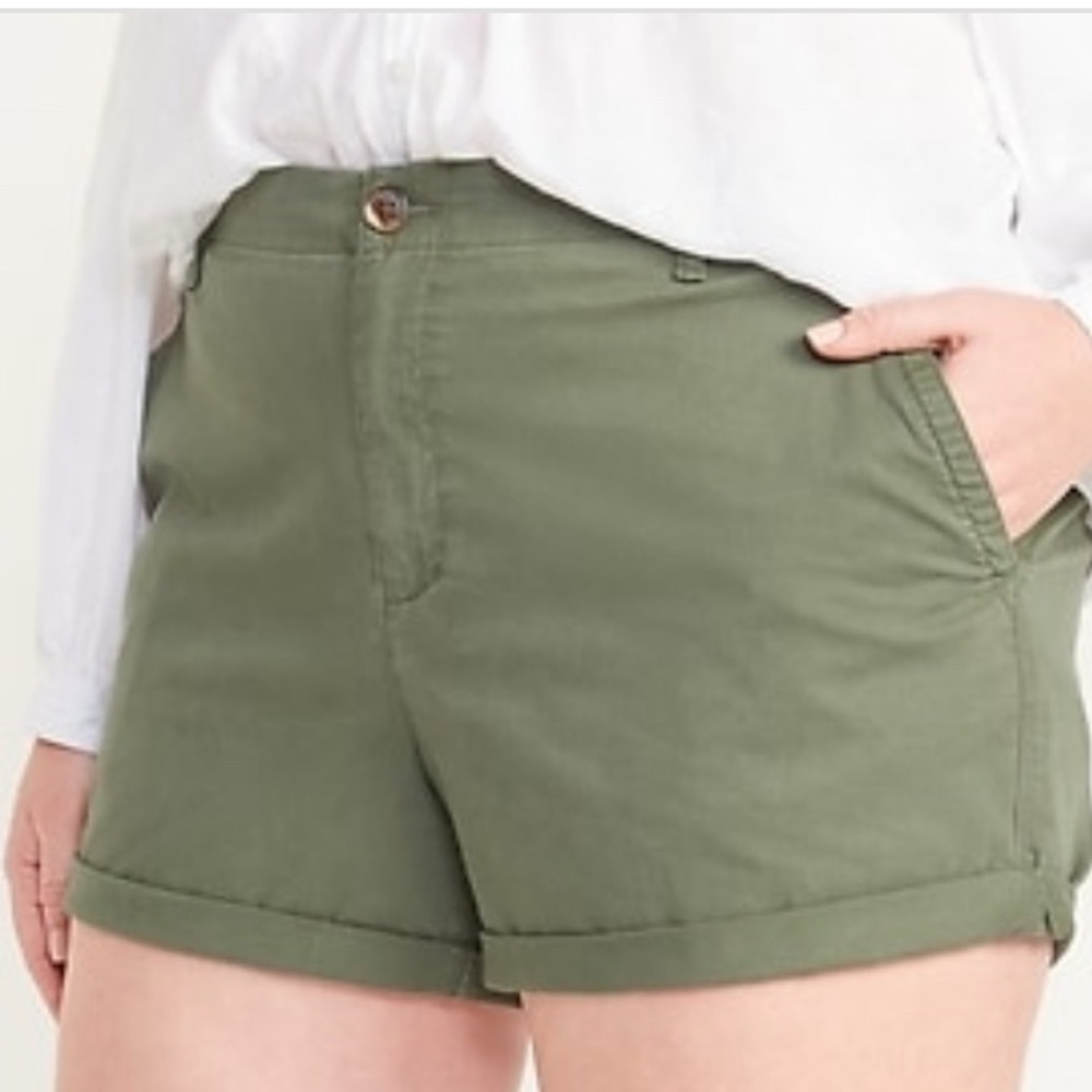 Women's Green Casual Shorts - Old Navy